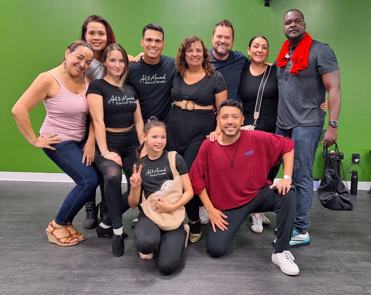 MOOVA Dance & Entertainment photo
